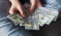强硬反制！对原产于美国的所有进口商品再加征50%关税
