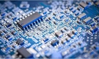 人民日报钟声：美国滥施关税贻害世界经济